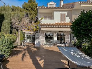 Lloguer Casa adossada a Levantina - Montgavina - Quintmar. Exclusiva casa de lujo en sitges elegancia y confort en la costa