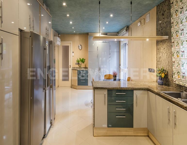 Foto 69a3cf53-1a4c-4ebe-aeae-a863e9ddc6f9. Casa amb calefacció aparcament piscina a Can Girona - Terramar - Vinyet Sitges