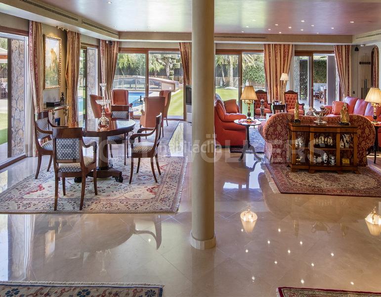 Foto 8c904063-9894-491e-8dc5-b3459fd546bc. Casa amb calefacció aparcament piscina a Can Girona - Terramar - Vinyet Sitges