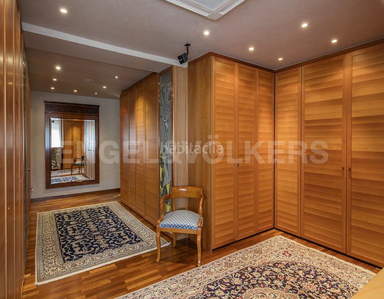 Foto babd500b-d6d7-4e2b-a032-e53f920c1e23. Casa amb calefacció aparcament piscina a Can Girona - Terramar - Vinyet Sitges