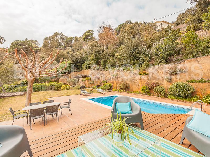 Foto 366caf1e-b702-4944-873d-9309223dca30. Alquiler casa espectacular casa con piscina en Les Planes Sant Cugat del Vallès