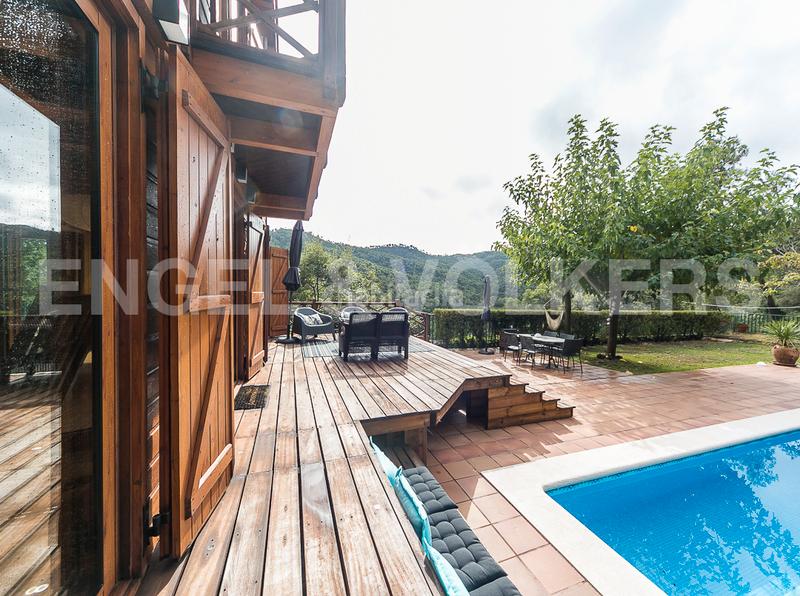Foto b433d9b2-00bd-4241-82c2-1886aad892ae. Lloguer casa amb calefacció aparcament piscina a Sant Cugat del Vallès