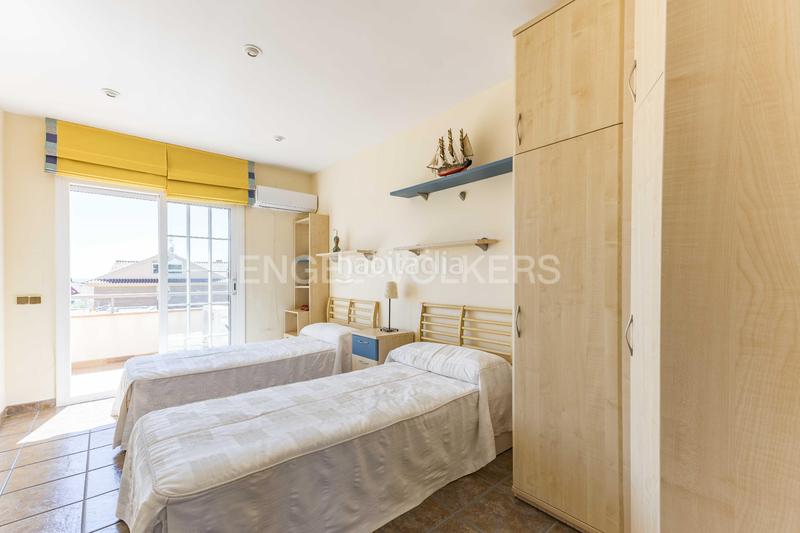 Foto 10589460-8692-4ce4-aaa1-d58677b5528d. Maison avec chauffage parking piscine dans Bonavista Vendrell (El)