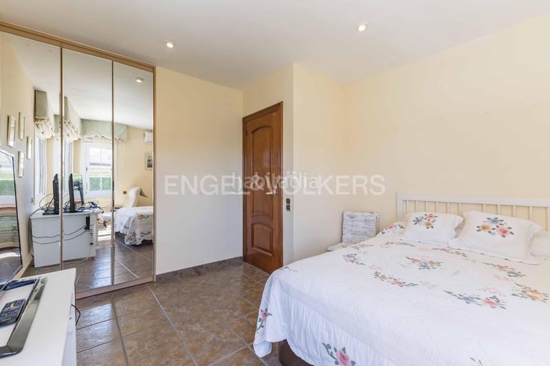 Foto 9cae318b-abfb-40e6-ac81-d683419d5aa5. Maison avec chauffage parking piscine dans Bonavista Vendrell (El)