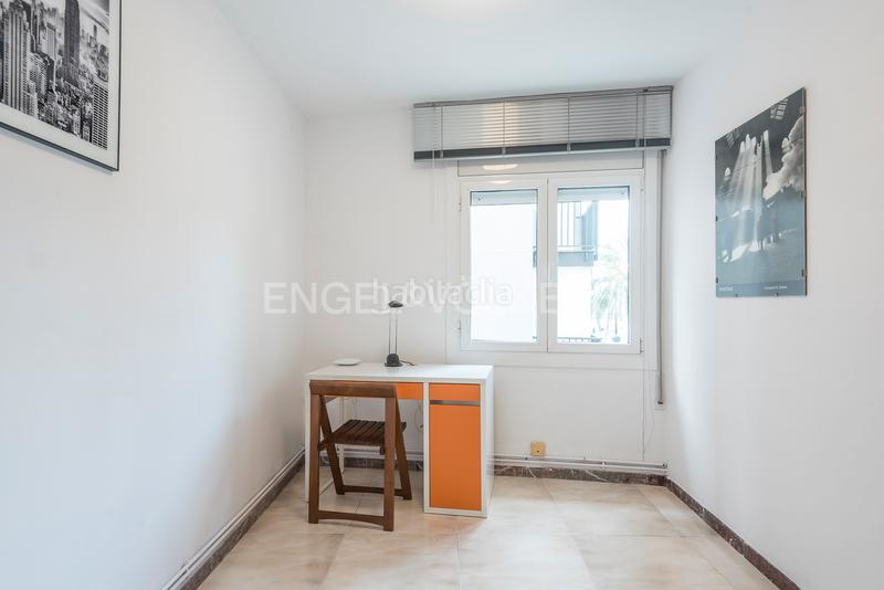 Foto 797985f2-2f3a-4f69-a81f-cf8a2277a19b. Apartamento luminoso piso con vistas al puerto y al mar en Vilanova i la Geltrú
