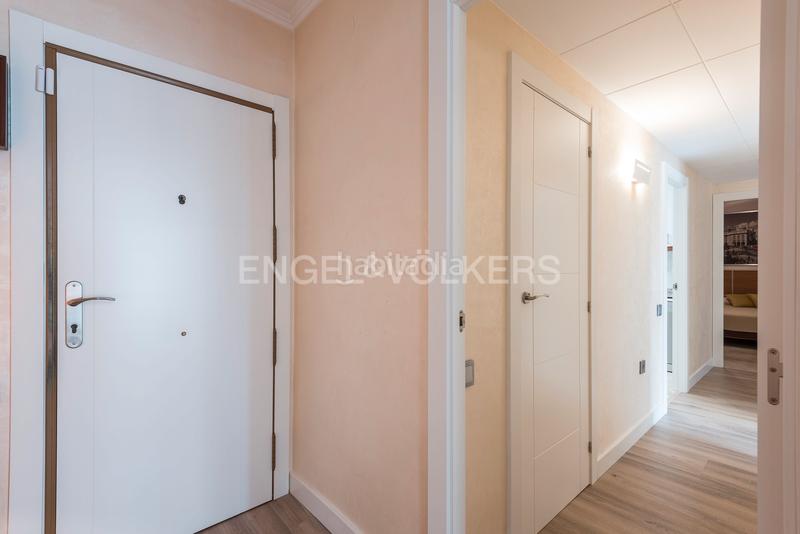 Foto 9dd3aa11-5b84-4fa8-b6b8-67e1f29eccb6. Apartamento luminoso piso con vistas al puerto y al mar en Vilanova i la Geltrú
