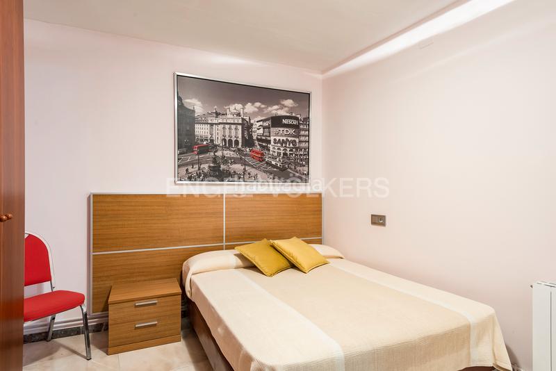 Foto f9a9fda3-401c-4fed-b367-00246516efd0. Apartamento luminoso piso con vistas al puerto y al mar en Vilanova i la Geltrú