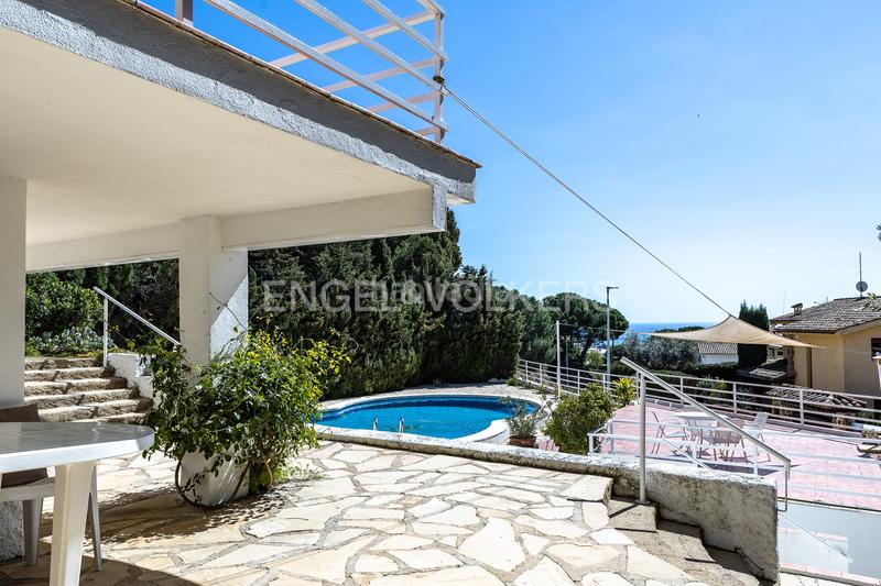 Foto 1762b3d4-9d91-4a6a-b555-9a3a1ef71e18. Casa amb calefacció aparcament piscina a Vilassar de Dalt