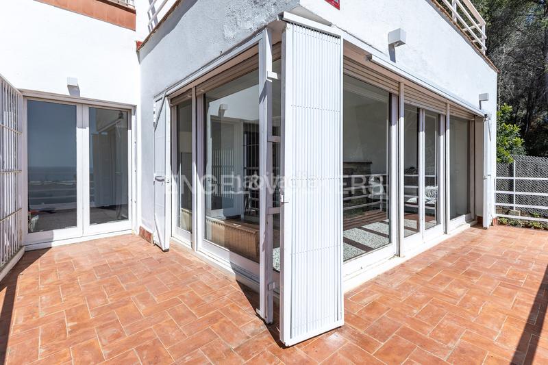 Foto 37e6b203-664f-49b0-a20d-70bd1154b9ee. Casa amb calefacció aparcament piscina a Vilassar de Dalt