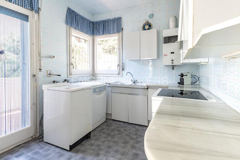 Foto 441c7856-18fb-4933-911c-5bd4ed5293fa. Casa amb calefacció aparcament piscina a Vilassar de Dalt