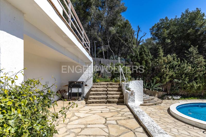 Foto 5d1c7867-db0b-4e18-9d4e-ea941402f809. Casa amb calefacció aparcament piscina a Vilassar de Dalt