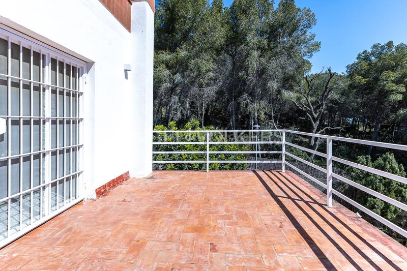 Foto 73bc2b22-fc4a-4eba-aa00-c266aafeed3d. Casa amb calefacció aparcament piscina a Vilassar de Dalt