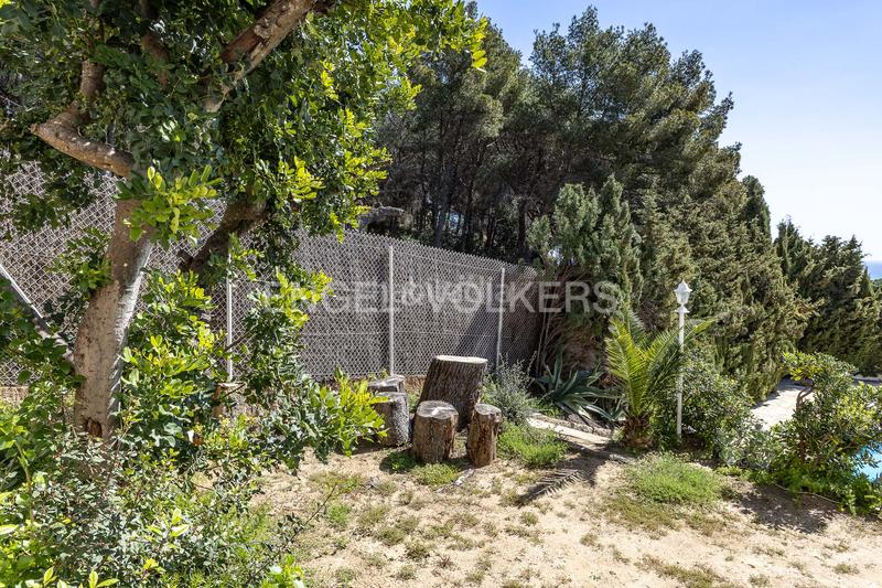 Foto 7e815254-1902-47d2-b5a3-1e4d55bd3111. Casa amb calefacció aparcament piscina a Vilassar de Dalt