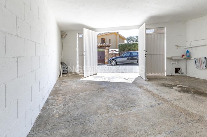 Foto 85c928bc-92d1-4c84-afe0-bcc2a4e9133d. Casa amb calefacció aparcament piscina a Vilassar de Dalt