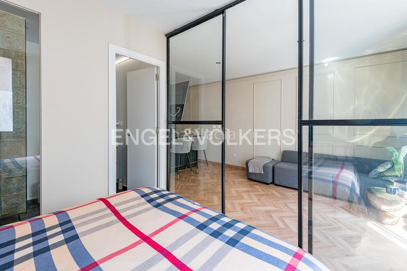 Foto 10cefe14-6b7b-43d4-bce3-f9d9d49f18df. Piccolo appartamento con riscaldamento in Raval Barcelona