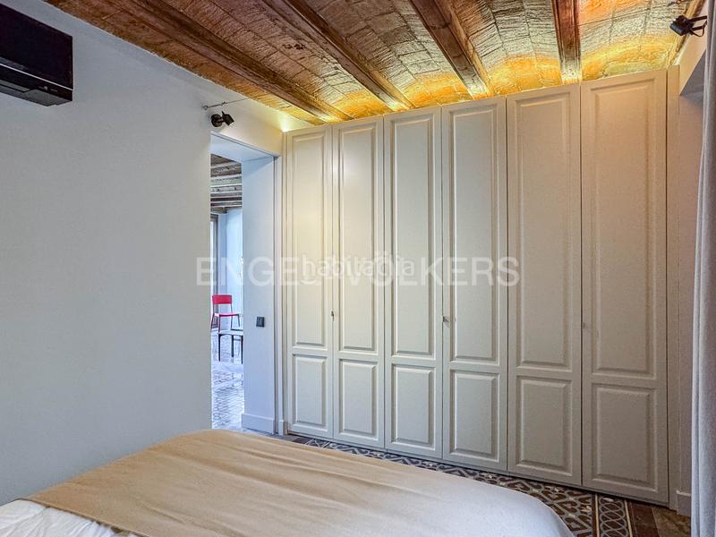 Foto adb52491-c113-4290-a36f-62854b13e5d5. Alquiler apartamento piso de alquiler temporal en la rambla en Barcelona