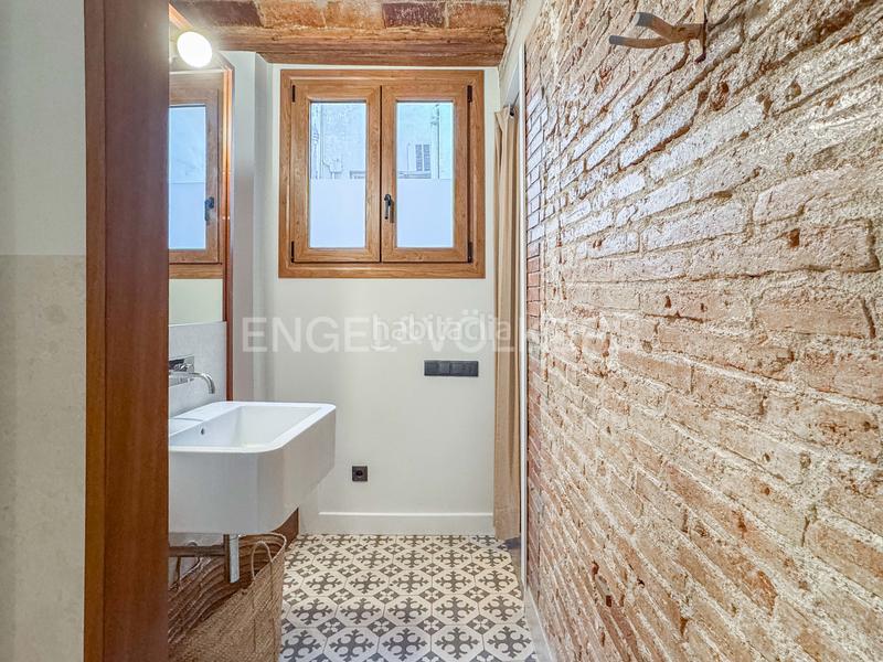 Foto 2dda1bc0-c8d5-49f9-b96a-9bc4fcfb07bc. Location appartement avec chauffage dans Raval Barcelona