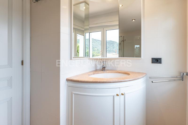 Foto 4560ed82-c010-4f61-8212-87608d473f40. Casa con riscaldamento parcheggio piscina in Premià de Dalt