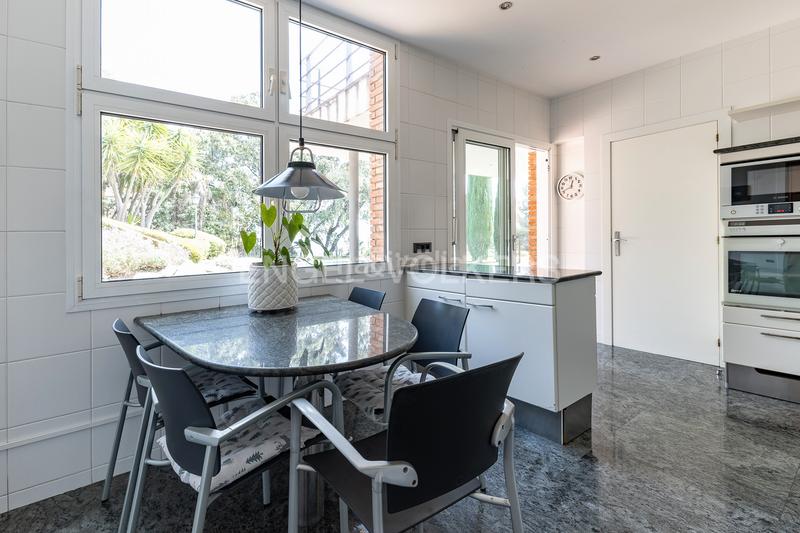 Foto 52a12e8a-bb5c-47cc-8abf-fc63b4ac4905. Casa con riscaldamento parcheggio piscina in Premià de Dalt