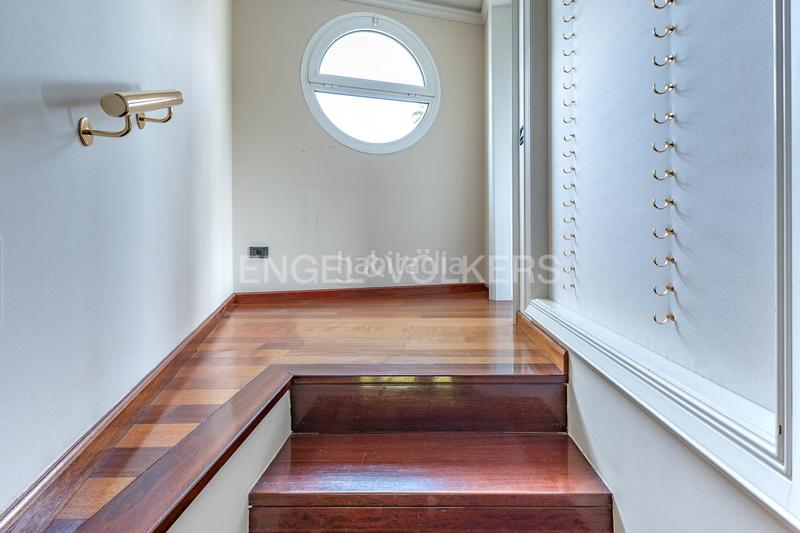 Foto 9510ac29-c6f6-4cf7-b684-344e8a66429c. Casa con riscaldamento parcheggio piscina in Premià de Dalt