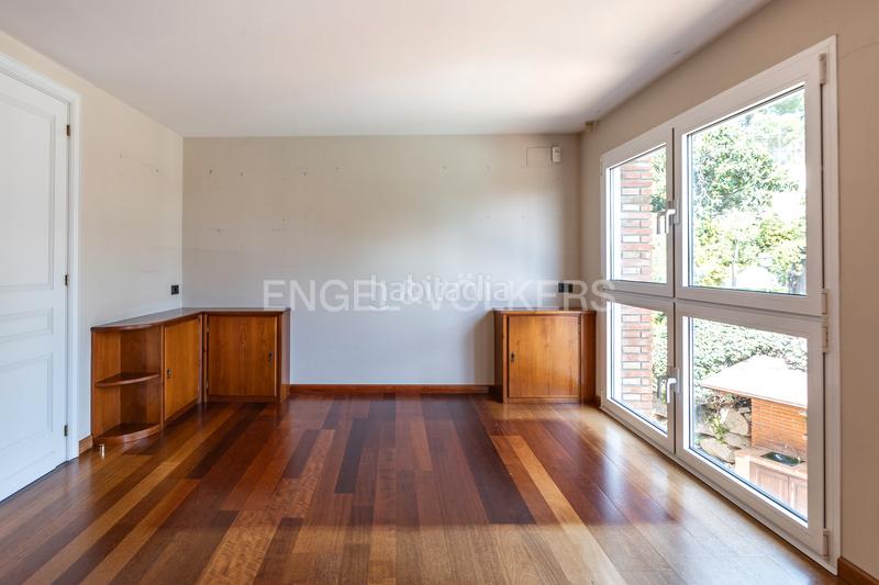 Foto 9ad258e0-f3e0-4e36-8f47-325161a4235f. Casa con riscaldamento parcheggio piscina in Premià de Dalt