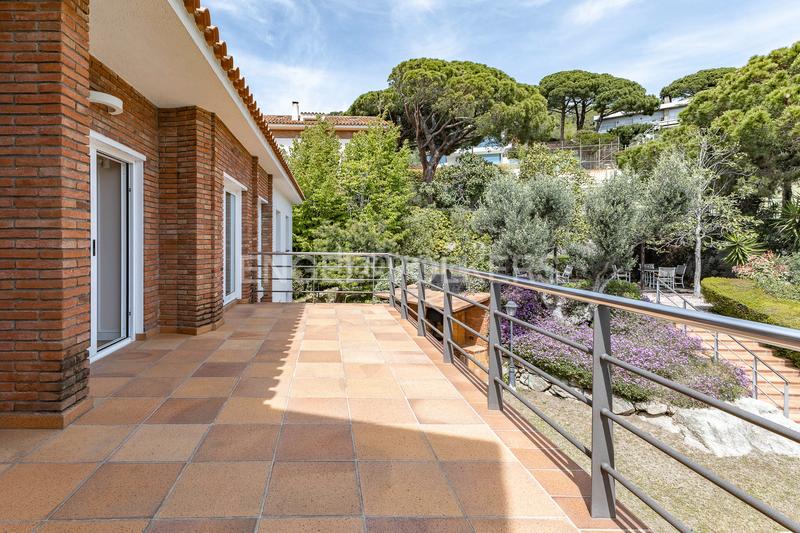 Foto a26c2c12-c64d-49c3-92f4-feee0ed48d85. Casa con riscaldamento parcheggio piscina in Premià de Dalt