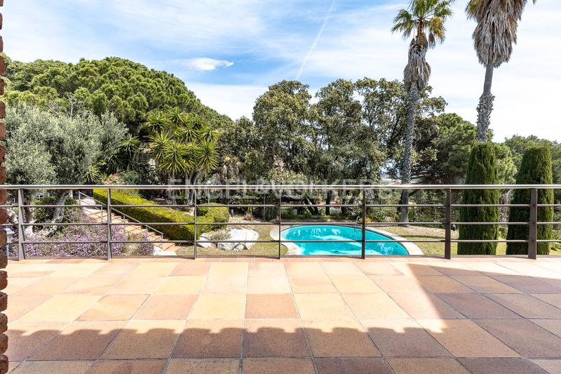 Foto c679d937-7664-4dc7-ae82-5de0c608df16. Casa con riscaldamento parcheggio piscina in Premià de Dalt