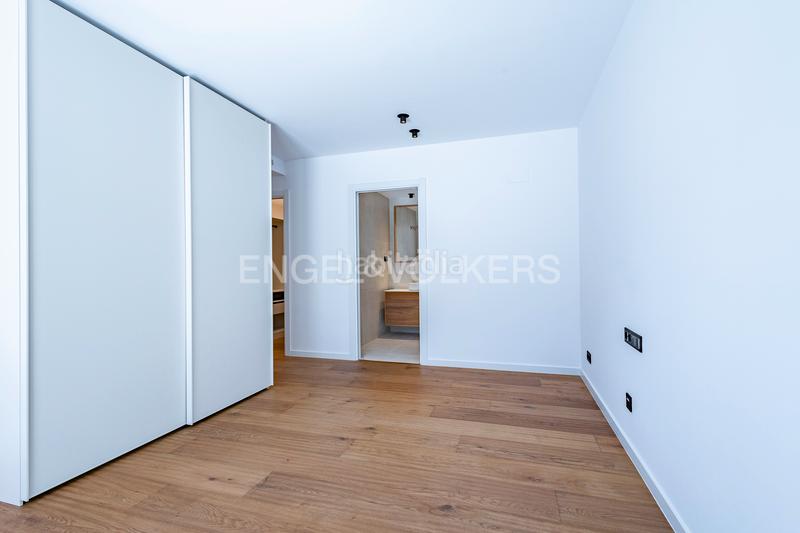 Foto b9020b4a-7b66-4d35-83d6-b8b3f26ffcb0. Apartament amb calefacció aparcament piscina a Can Girona - Terramar - Vinyet Sitges