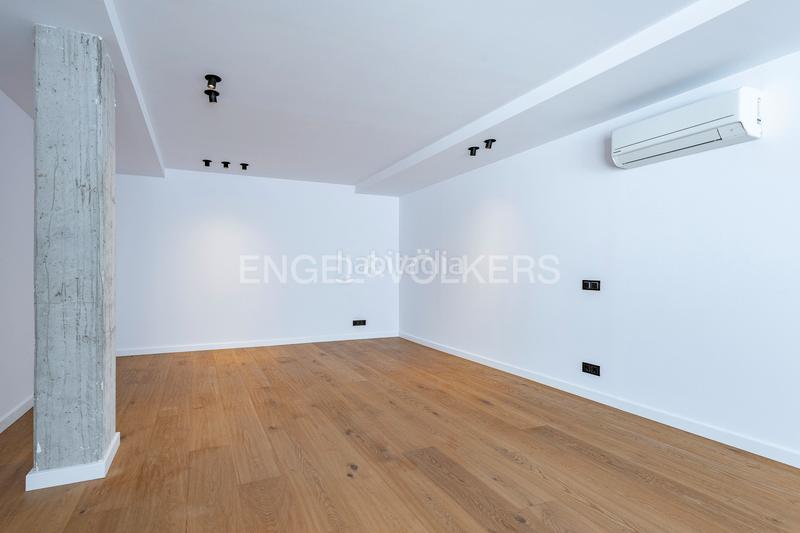Foto d20e8f41-b410-49ef-a2aa-6785888cad00. Apartament amb calefacció aparcament piscina a Can Girona - Terramar - Vinyet Sitges