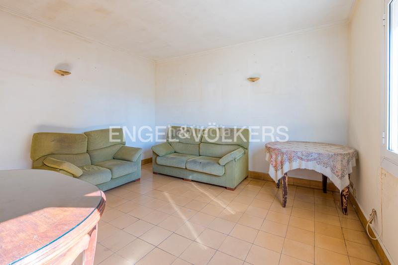 Foto 3d903ae7-d0fb-4525-b4f1-35da279b3166. Apartamento piso alto, luminoso y céntrico en finca modernista en eixample en Barcelona