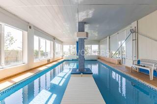 Casa a La Miranda. Unifamiliar con vistas y piscina en esplugues
