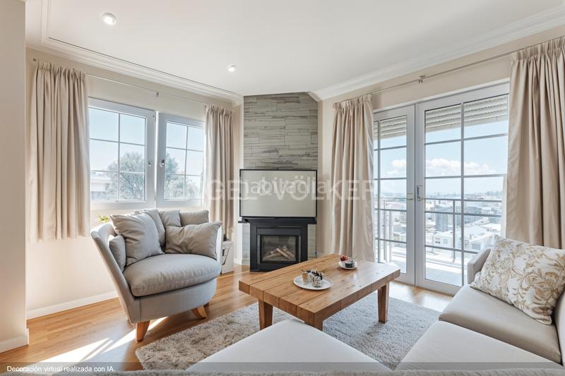 Foto ac88f0a3-552d-42a7-944b-8c5aa55d8a14. Casa con riscaldamento parcheggio piscina in La Miranda Esplugues de Llobregat