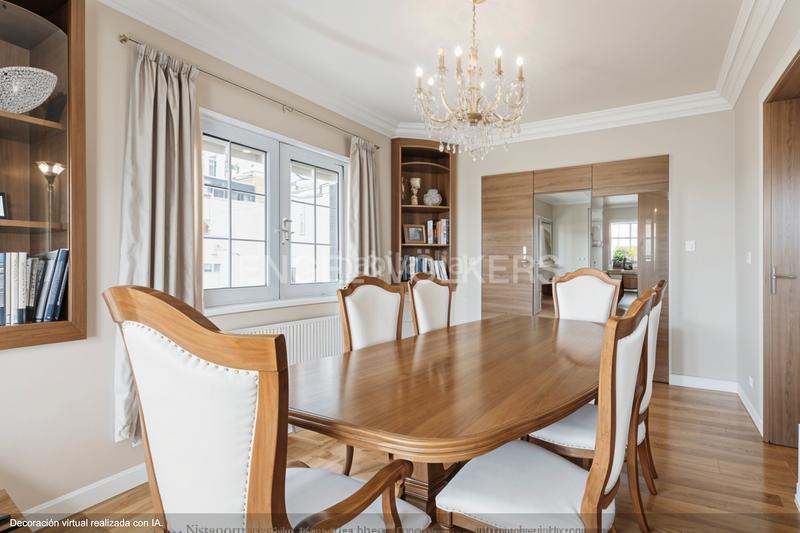 Foto b7f6d3fe-82ba-40fa-802f-d6b8aa45d0d4. Casa con riscaldamento parcheggio piscina in La Miranda Esplugues de Llobregat