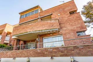 Casa a Llevant. Exclusiva casa de lujo con vistas al mar y piscina en via august