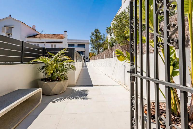 Foto 63ce6c58-abad-412a-b8b1-3d9d58484bc8. Ground floor 261m<sup>2</sup> with heating parking pool in Can Girona - Terramar - Vinyet Sitges