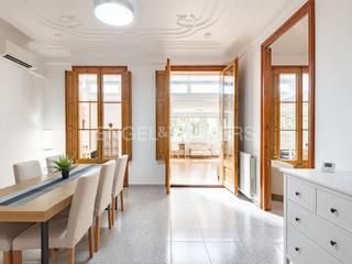 Alquiler Apartamento  Provenza. Magnífico piso temporal amueblado en edificio modernista eixampl