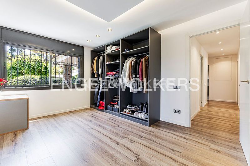 Foto ac91414a-f578-4b91-850d-ba4b2af04fc2. Casa amb calefacció aparcament piscina a Bellaterra