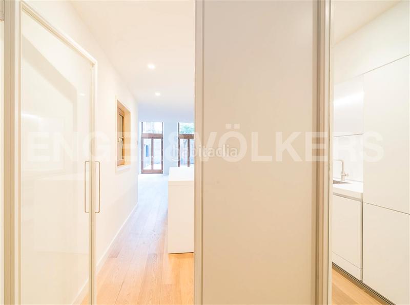 Foto 21296513-230a-4750-b38c-b2efe2dfe134. Planta baixa 227m<sup>2</sup> amb calefacció a Dreta de l´Eixample Barcelona