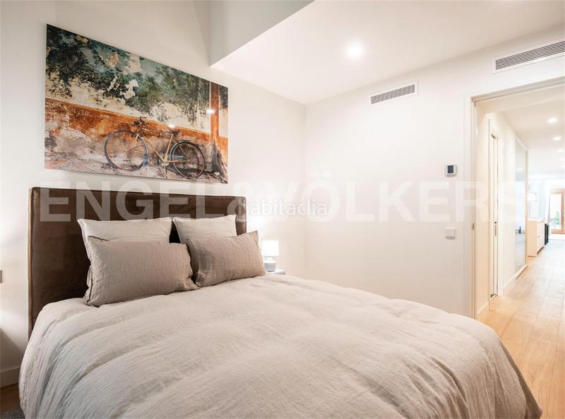 Foto 1cfa2685-7981-428e-b546-1b6ee0ca3900. Planta baixa 227m<sup>2</sup> a Dreta de l´Eixample Barcelona