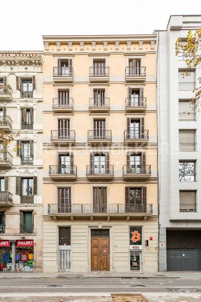 Foto 4e3a8b56-b19c-42a9-9198-609c496eb643. Àtic 155m<sup>2</sup> a L´Antiga Esquerra de l´Eixample Barcelona