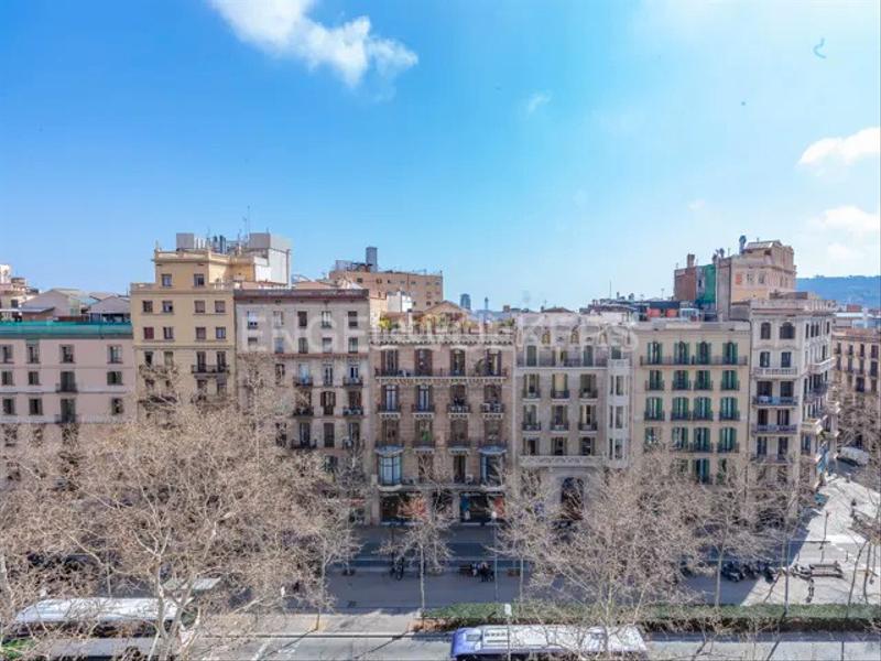 Foto bc8fecac-bf2f-4eaa-aa83-e247f3e4d1b2. Àtic 155m<sup>2</sup> a L´Antiga Esquerra de l´Eixample Barcelona