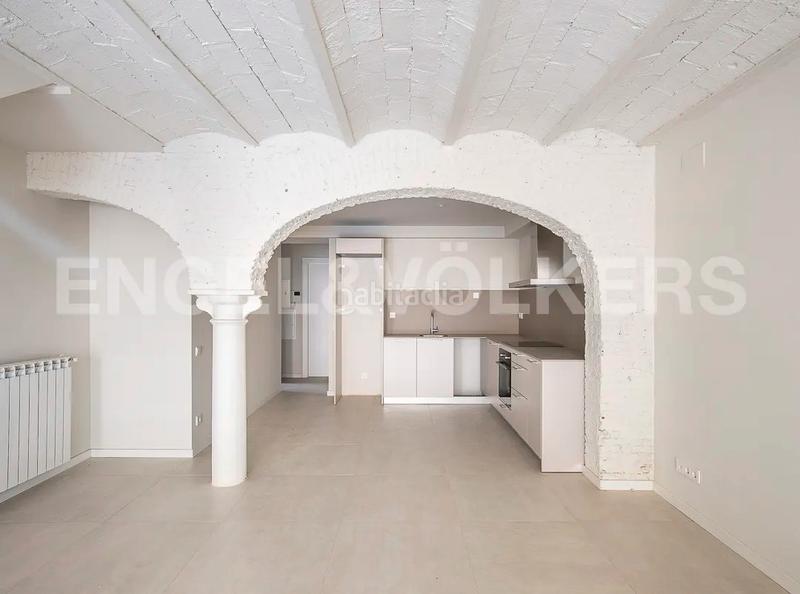 Foto 2e3d6d72-505c-4d13-9d8f-39fdd4c33d74. Dachwohnung 155m<sup>2</sup> in L´Antiga Esquerra de l´Eixample Barcelona