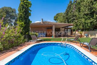 Casa a Bellaterra. Increible casa con las mejores vistas en bellatera