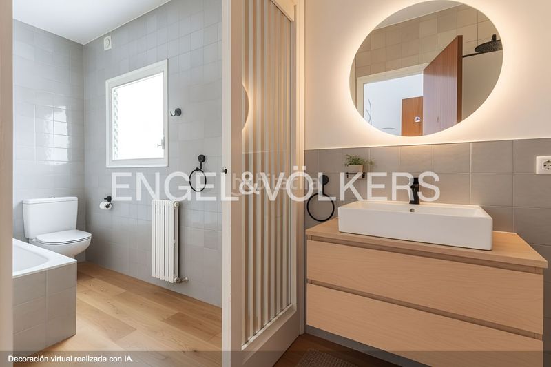 Foto cef70e95-b666-4110-b0f0-836bfbab4d11. Casa amb calefacció aparcament a Centre Viladecans