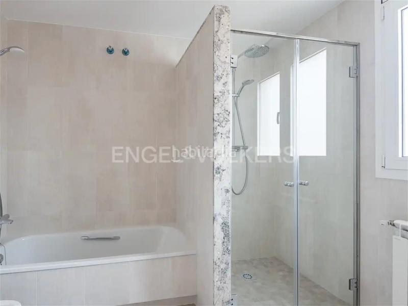 Foto b23dd8f0-0191-4cef-891b-68b09071a08f. Pis 164m<sup>2</sup> amb piscina a Centre Sant Quirze del Vallès