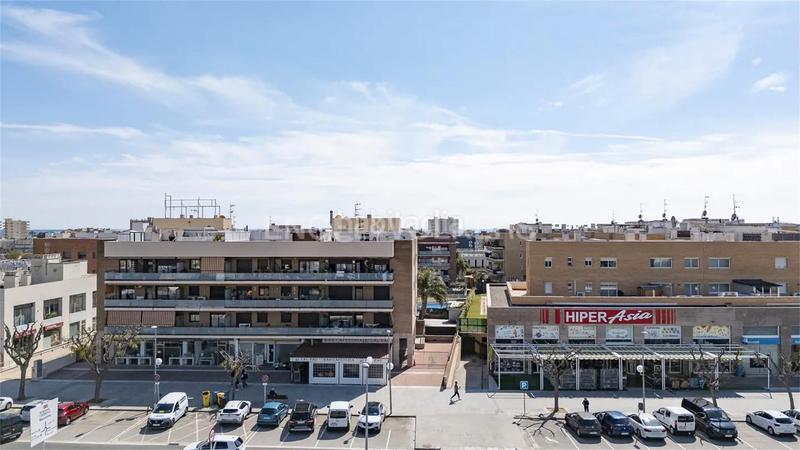 Foto 056cd743-e7ab-48c0-ae2a-1547c402d89d. Etagenwohnung 192m<sup>2</sup> mit heizung in Cunit residencial Cunit