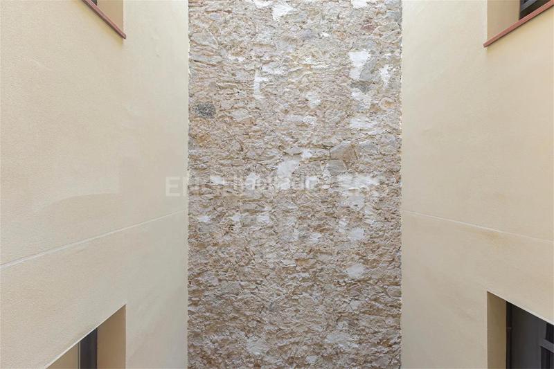 Foto 16625c8c-bf9f-4f49-b7cd-6f339005f6fd. Appartement 107m<sup>2</sup> dans Raval Barcelona