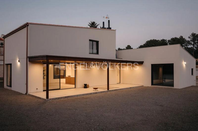 Foto 4c87d1db-7cce-40cf-8b83-28500da15ed3. Casa 119m<sup>2</sup> amb aparcament piscina a Catllar (El)