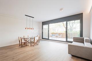 Location Maison à Gava Mar. Casa adosada a 100 metros del mar  recién reformada con domótica
