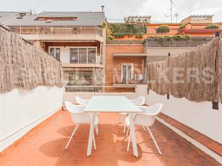 Lloguer Àtic  Bertran. Precioso atico de 1 dormitorio en sant gervasi